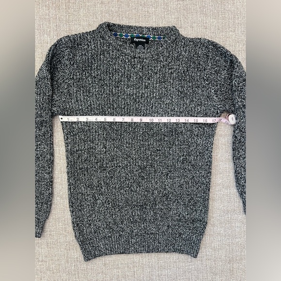 EXCELLENT Repartee Ribbed Sweater - Picture 3 of 3